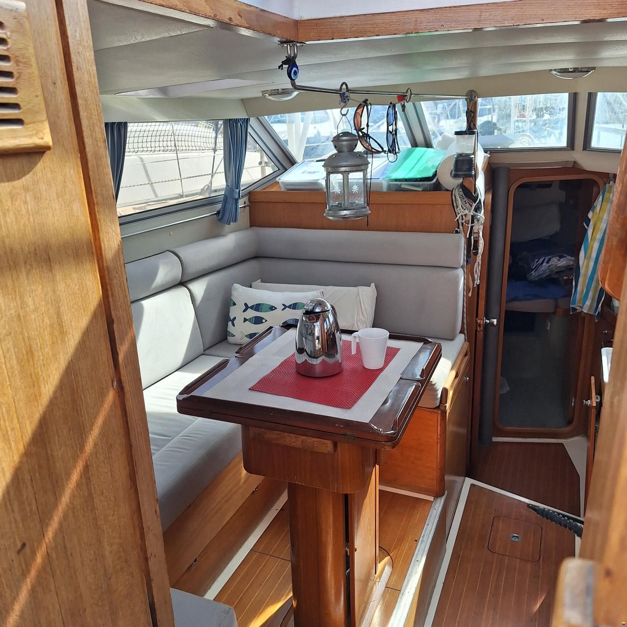 Moody Eclipse 33