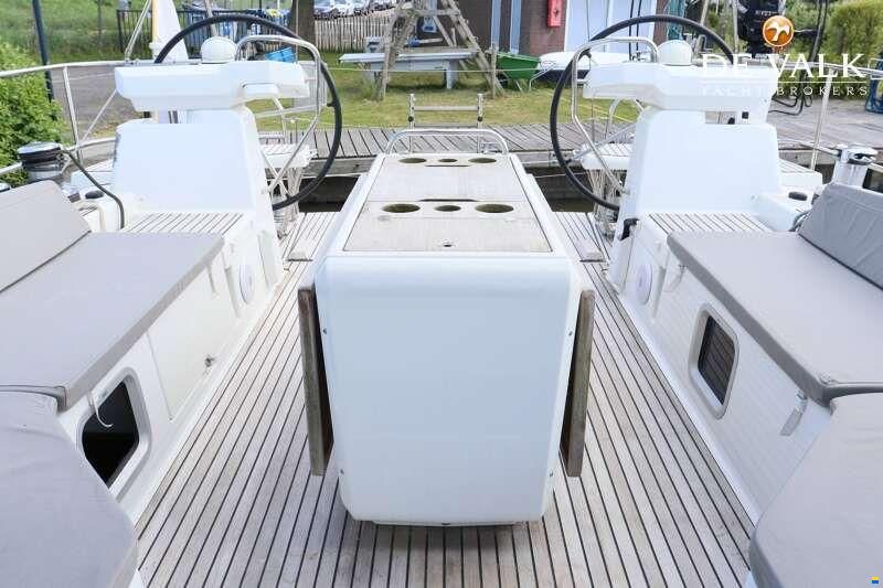 Jeanneau 54