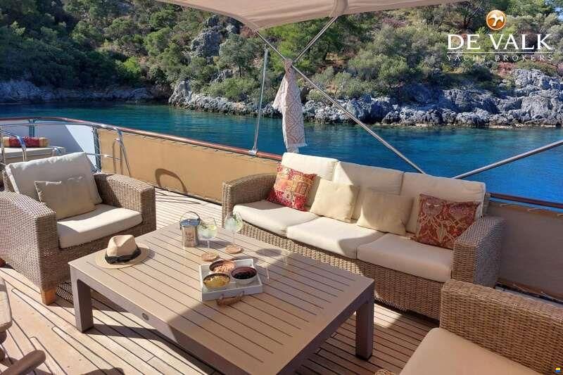 Dutch Steel Motor Yacht