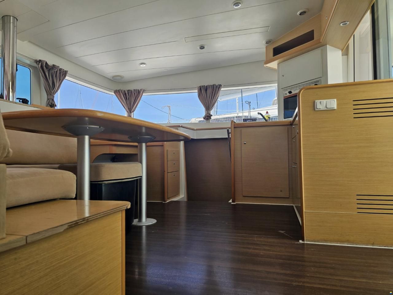 Lagoon 400