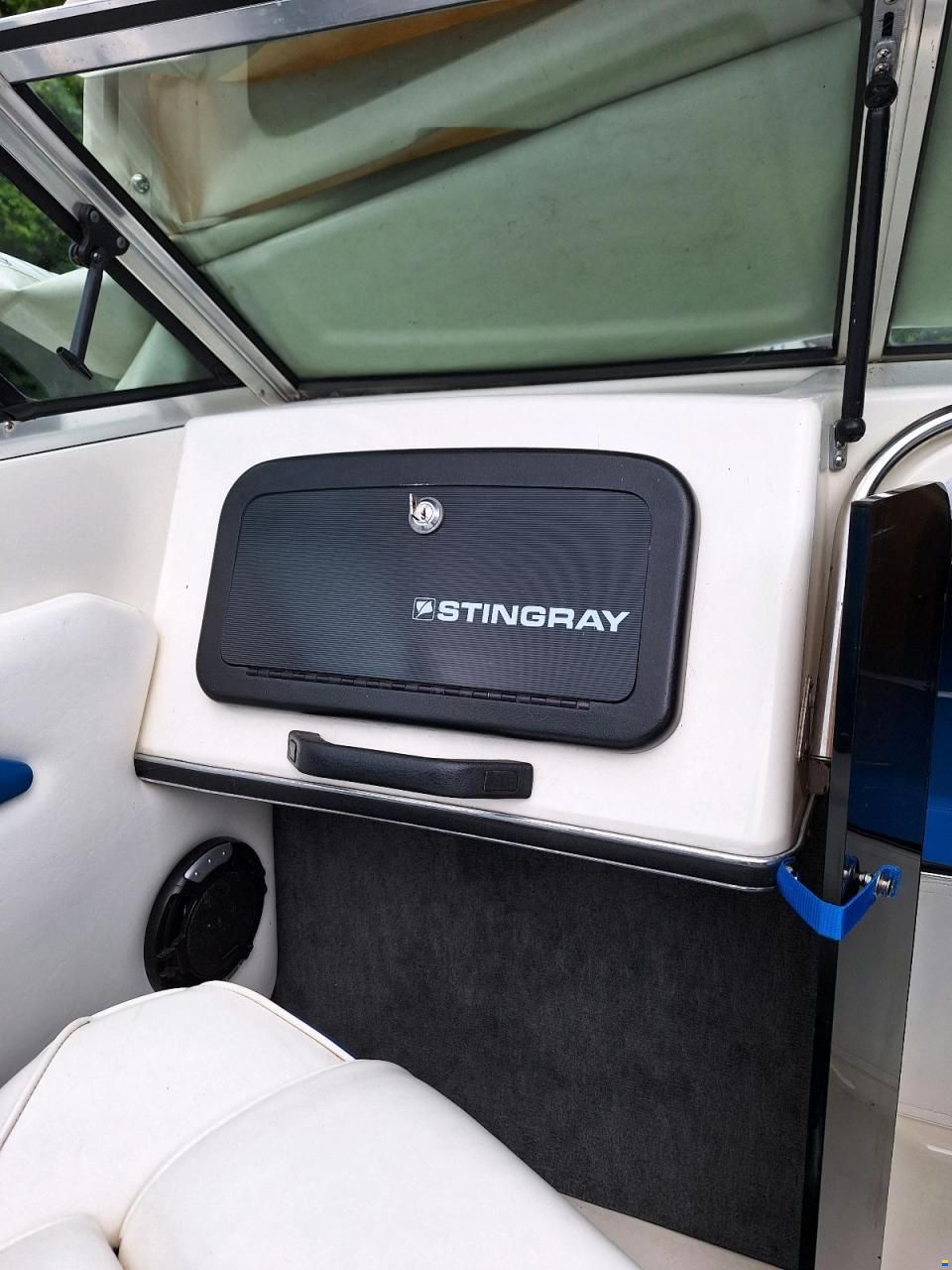 Stingray Daycruiser 599 ZPX