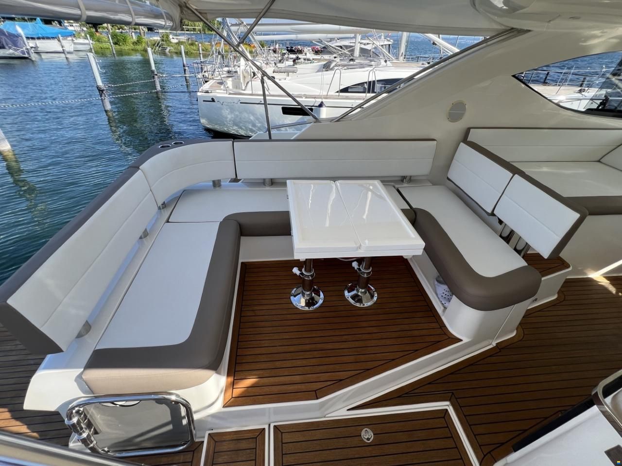 Galeon 385 HTS