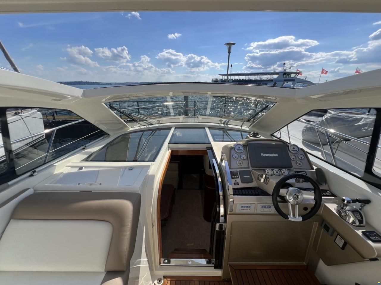 Galeon 385 HTS