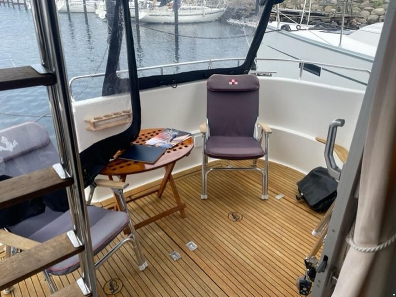 Forbina 11000 Flybridge Svenskbyggd kvalitetsb&aring;t