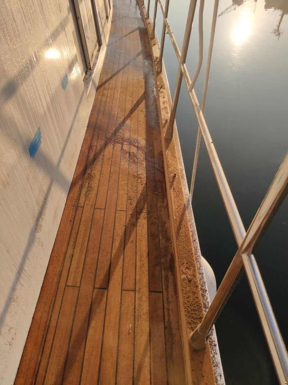Admiral 23