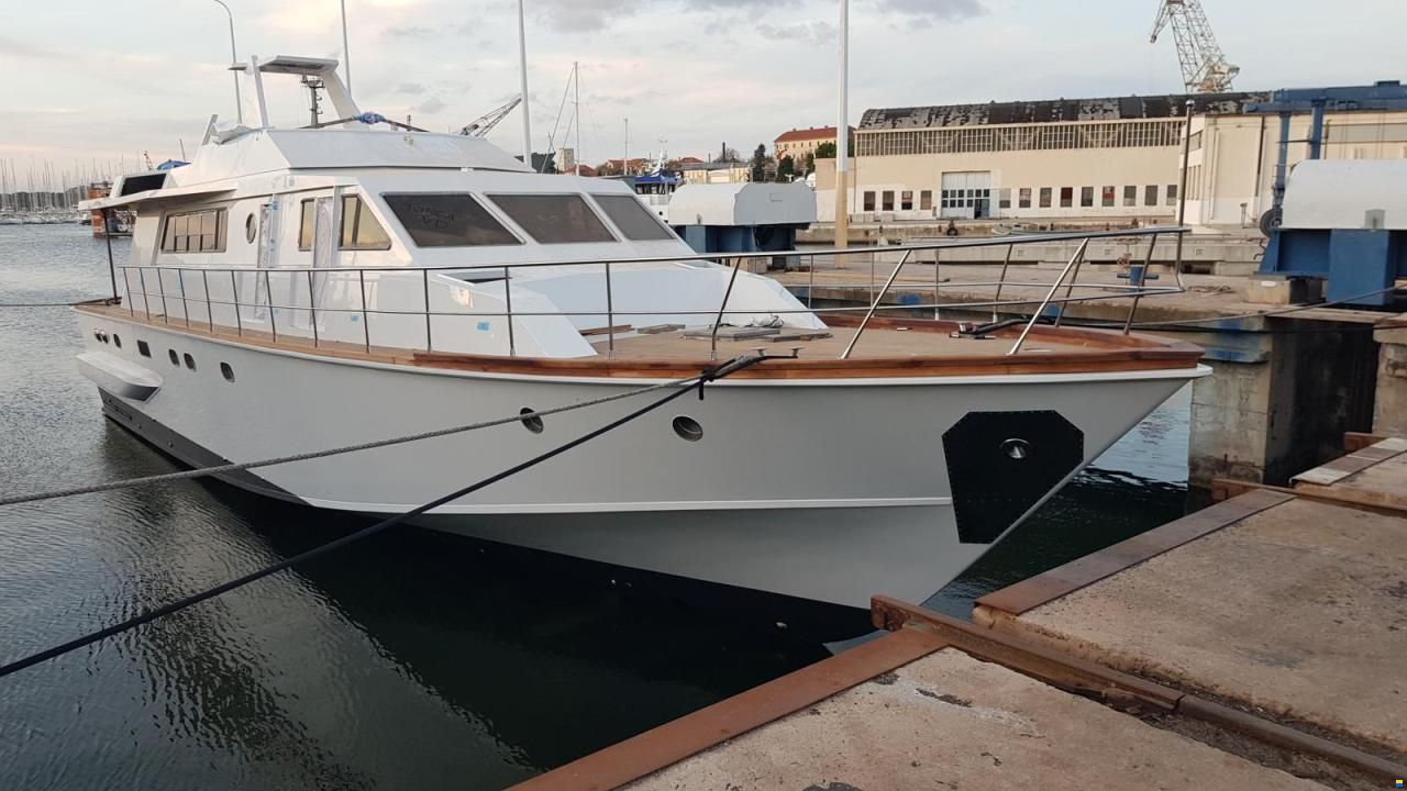 Admiral 23