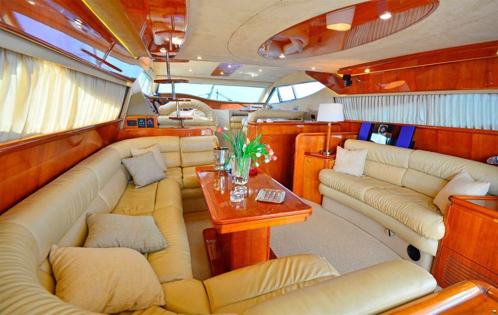 Ferretti 620