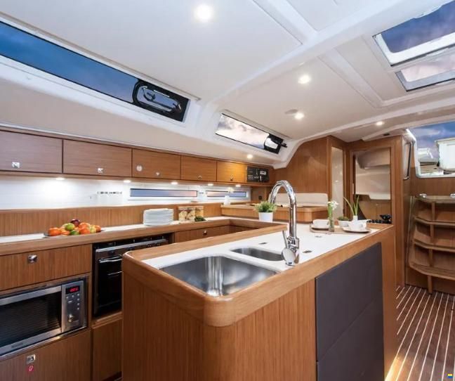 Bavaria 56 Cruiser