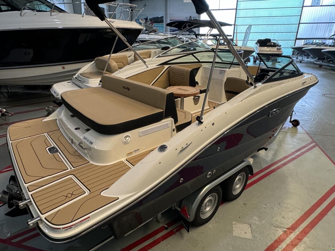Sea Ray 210 SPX