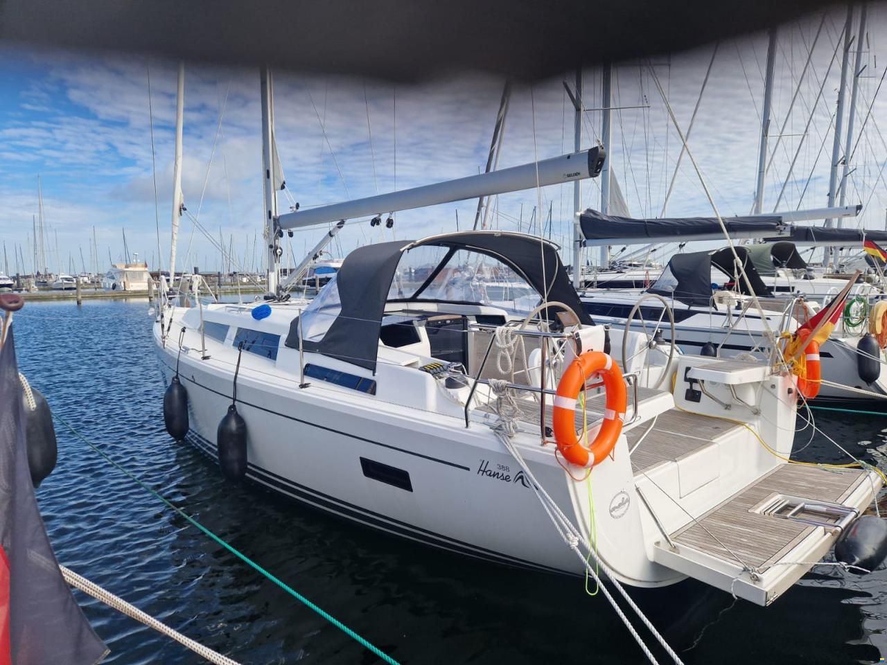 Hanse 388