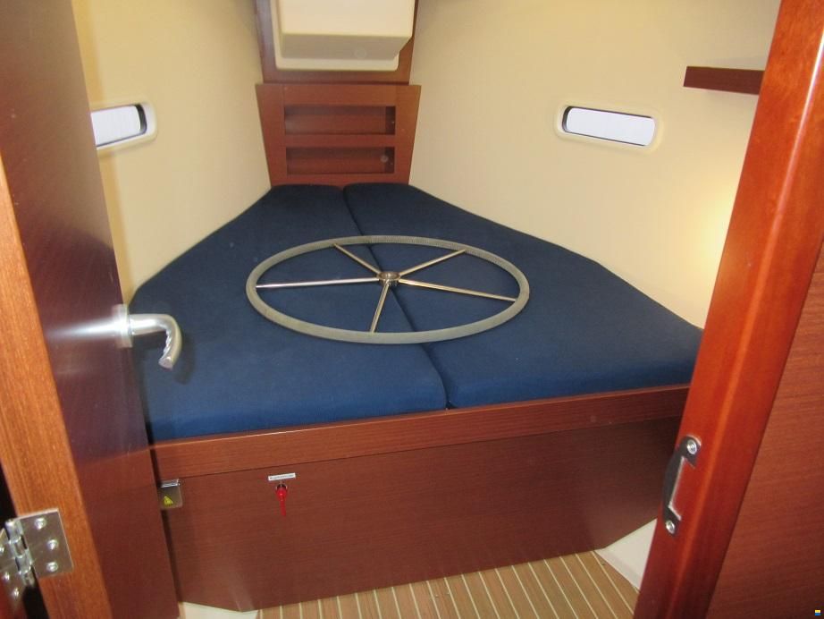 Hanse 388
