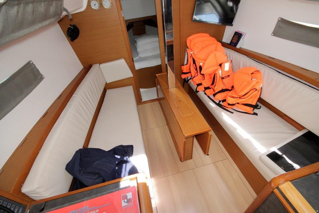 Jeanneau Sun Odyssey 349