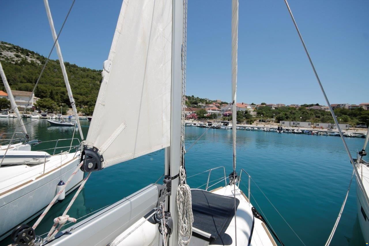 Jeanneau Sun Odyssey 349