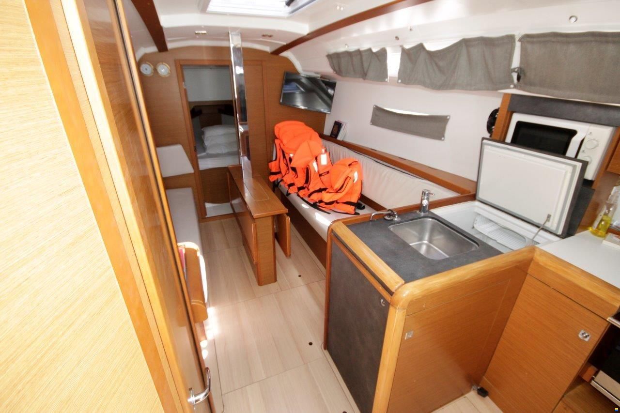 Jeanneau Sun Odyssey 349