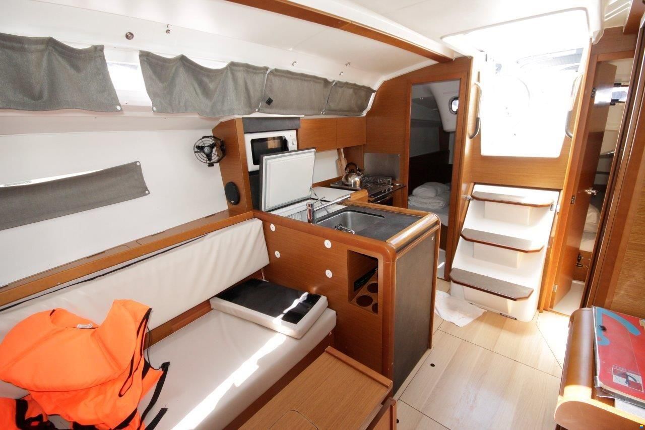 Jeanneau Sun Odyssey 349