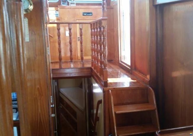 Grand Banks Alaskan 46 Trawler