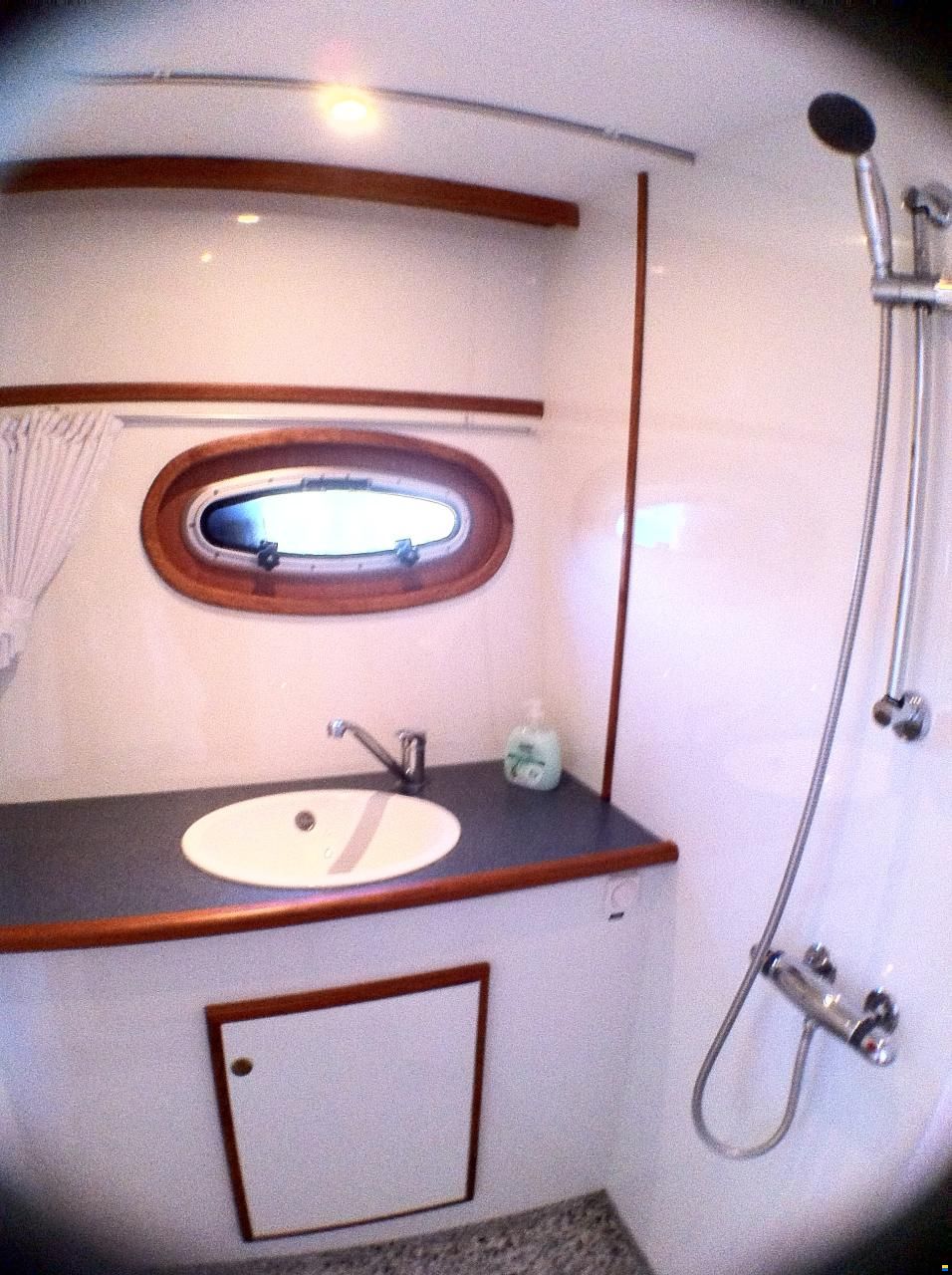 Jachthaven De Drait B.V. De Luxe 42