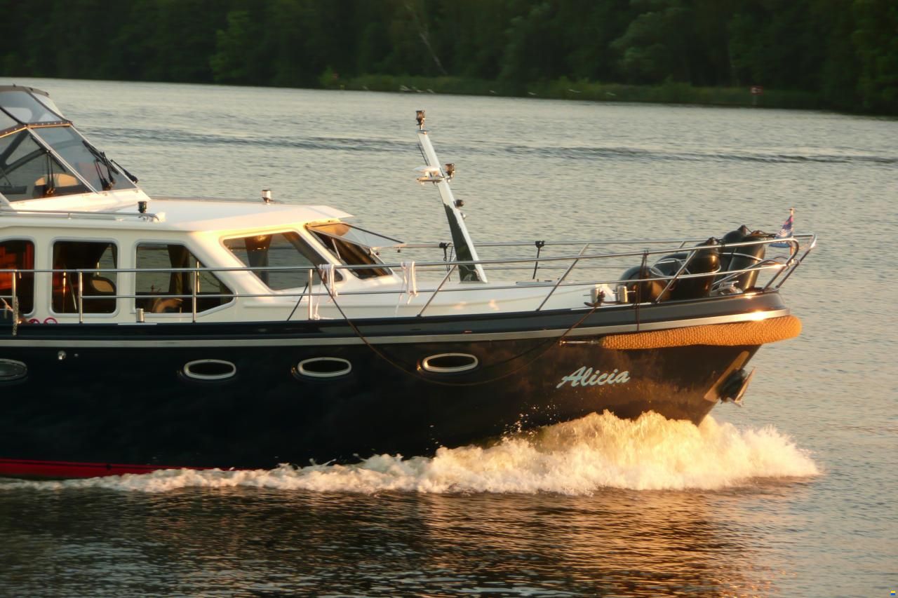 Jachthaven De Drait B.V. De Luxe 42