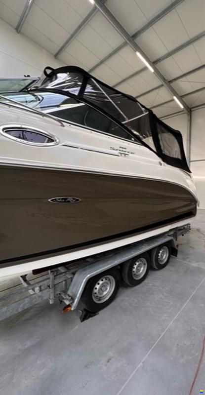 Sea Ray Sundancer 255