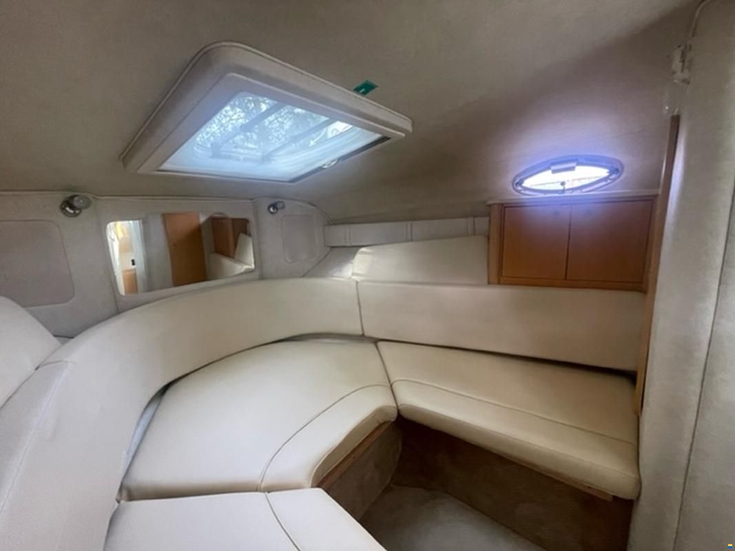 Sea Ray Sundancer 255