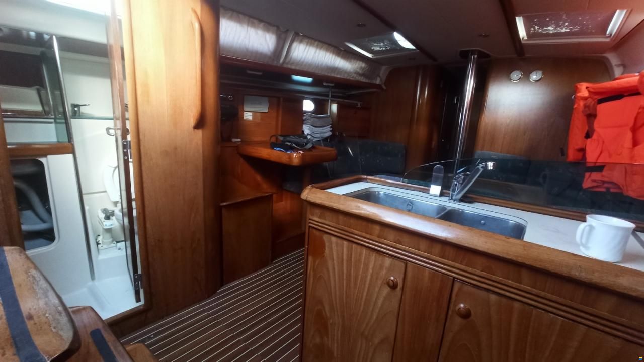 Jeanneau Sun Odyssey 43