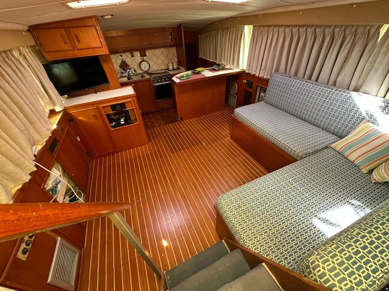 Bertram 42 Aft