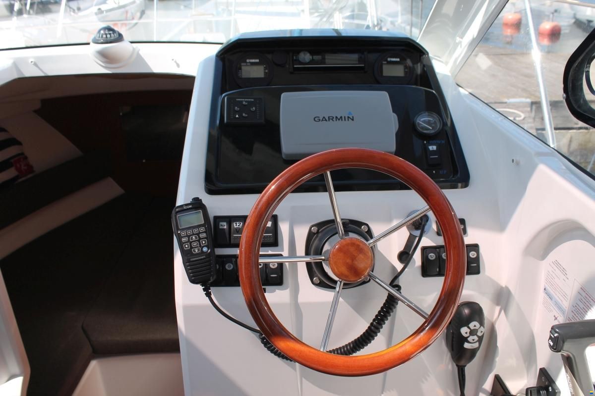 Jeanneau Merry Fisher 755