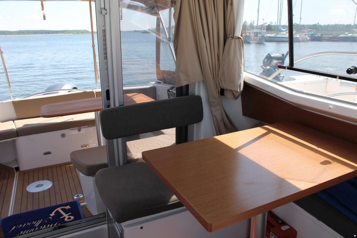 Jeanneau Merry Fisher 755