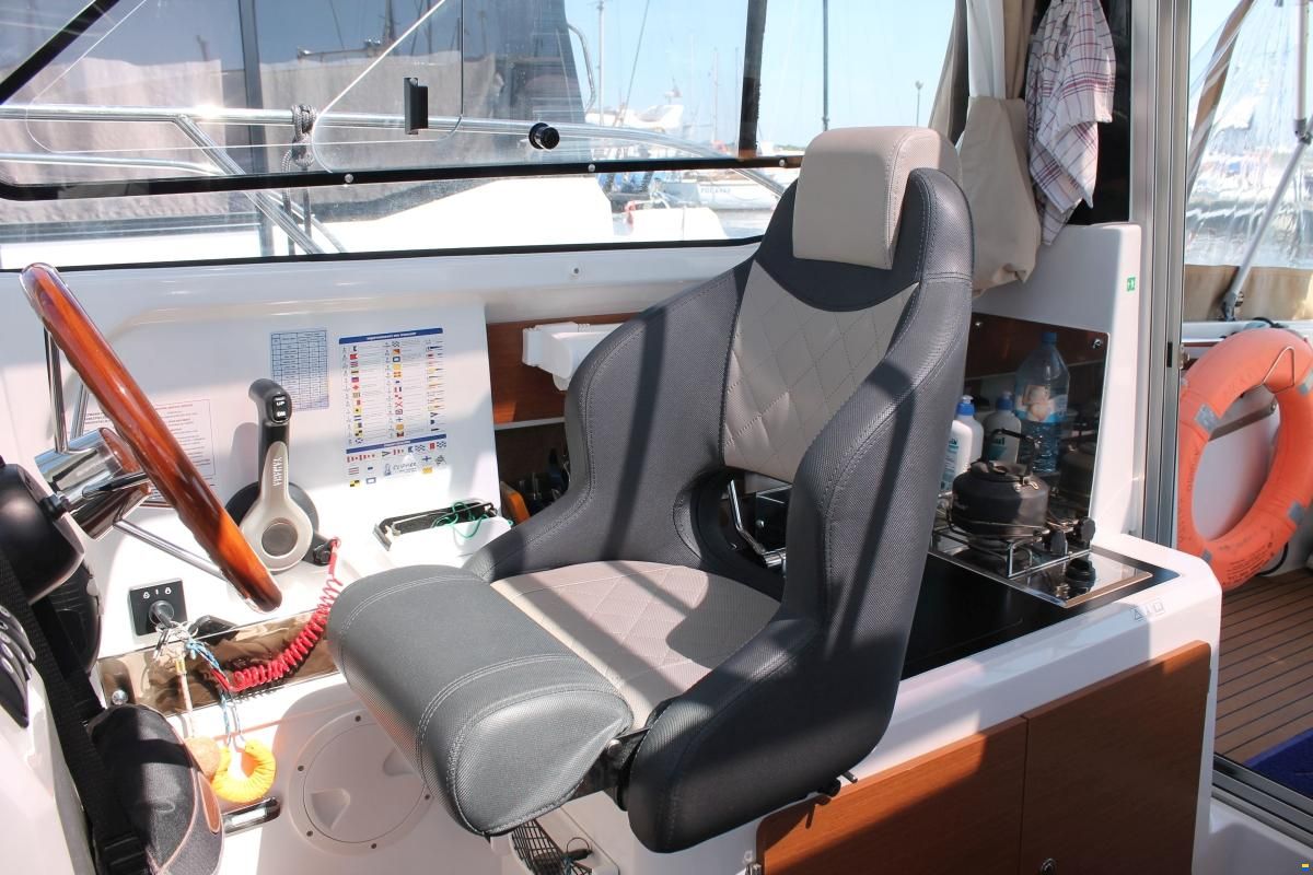 Jeanneau Merry Fisher 755