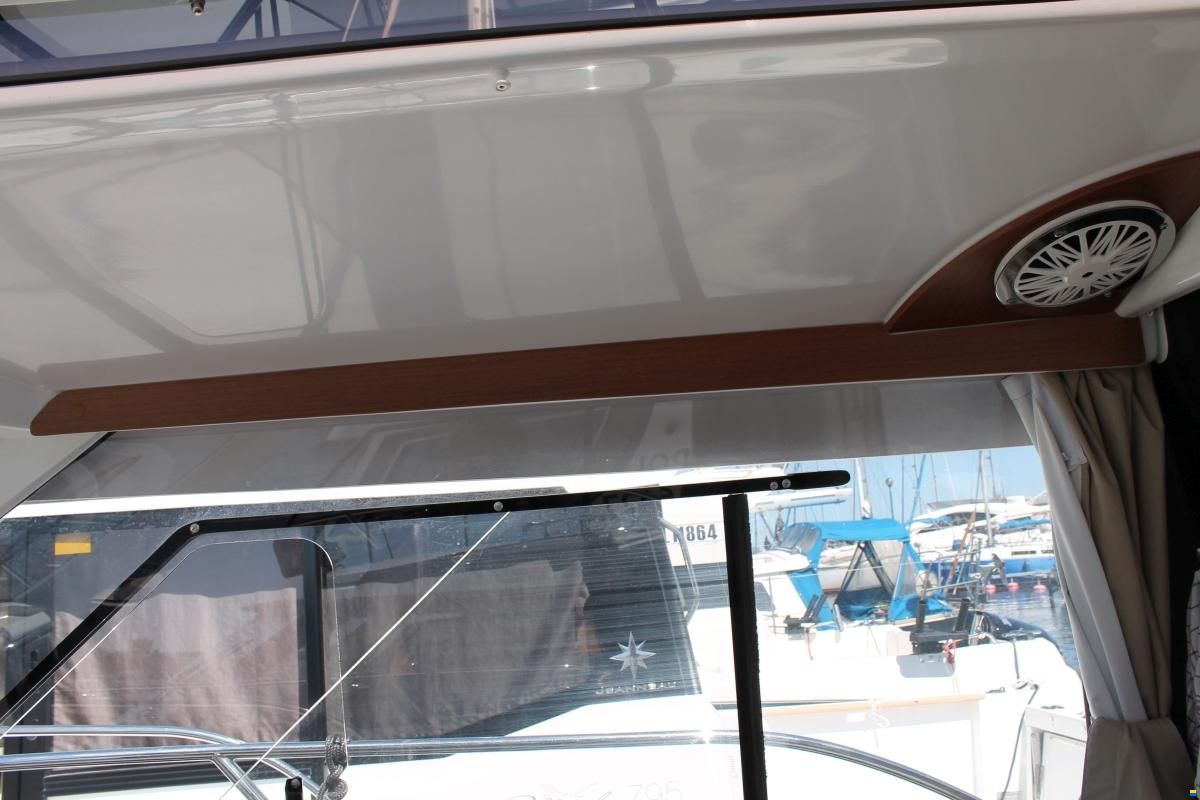 Jeanneau Merry Fisher 755