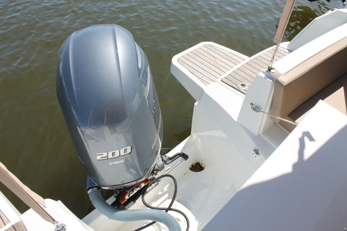 Jeanneau Merry Fisher 755