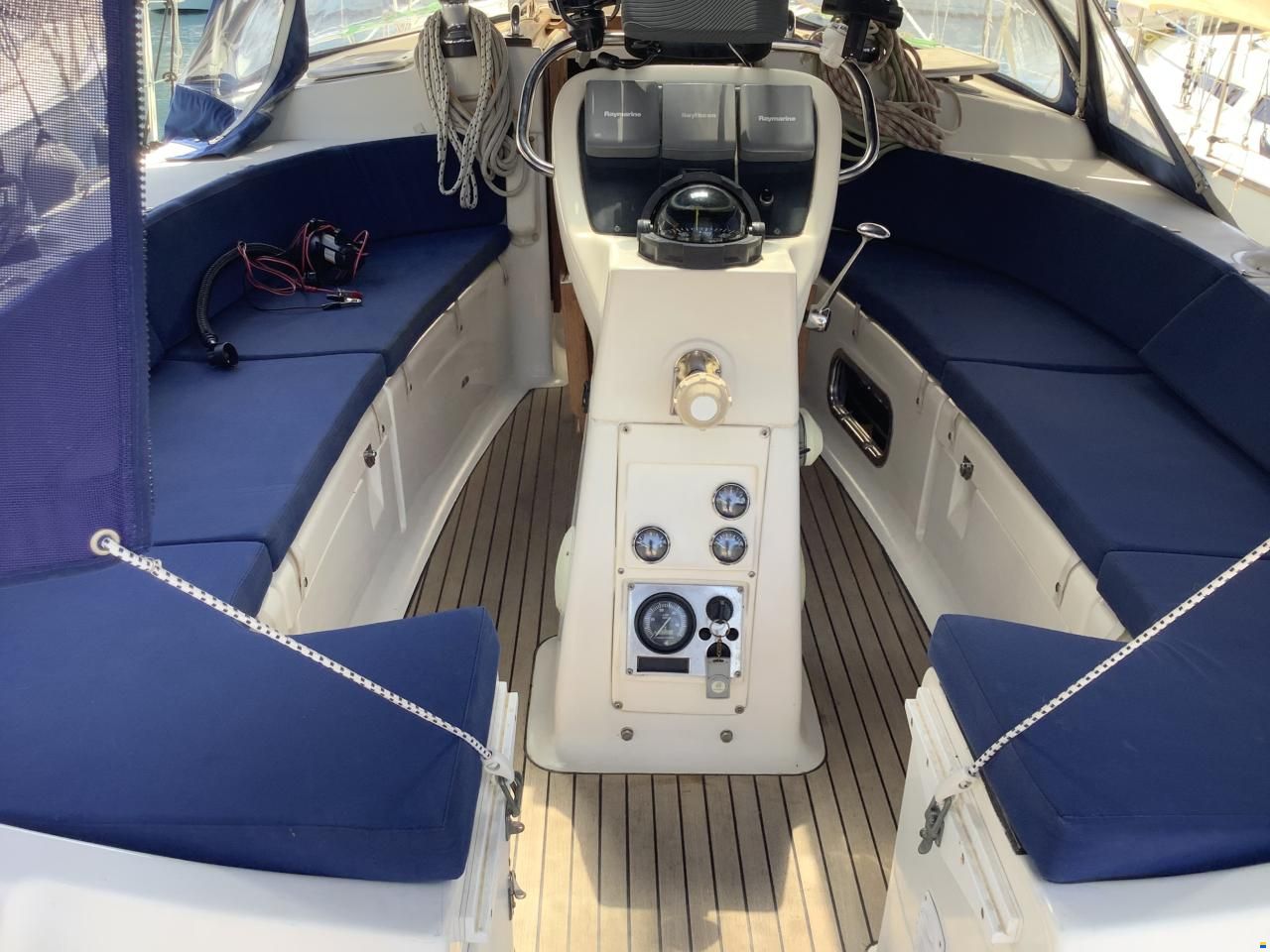 Bavaria 40