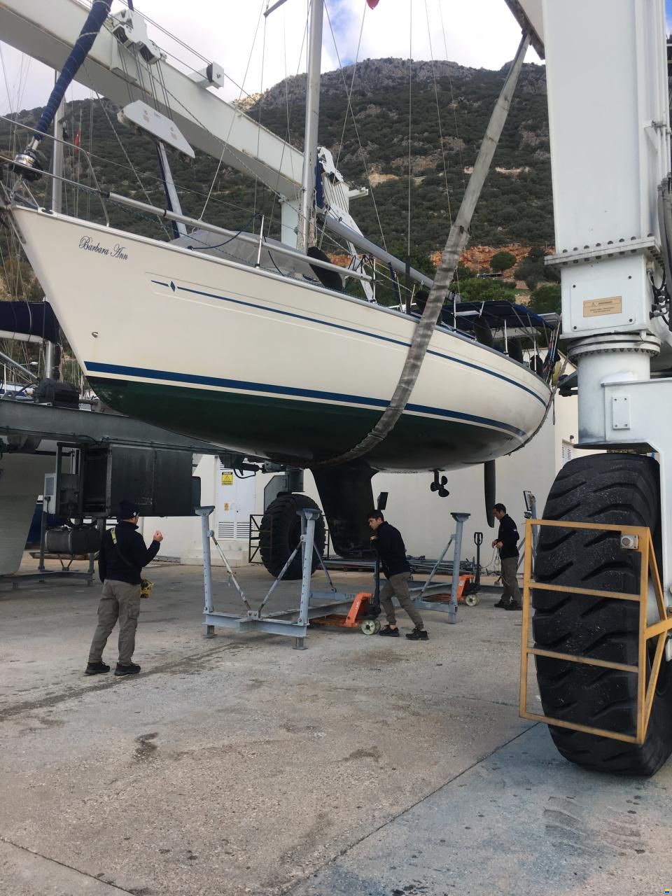 Bavaria 40
