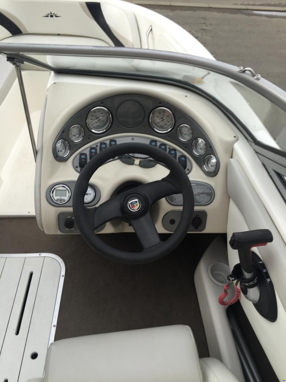 Mariah Bowrider SX 22