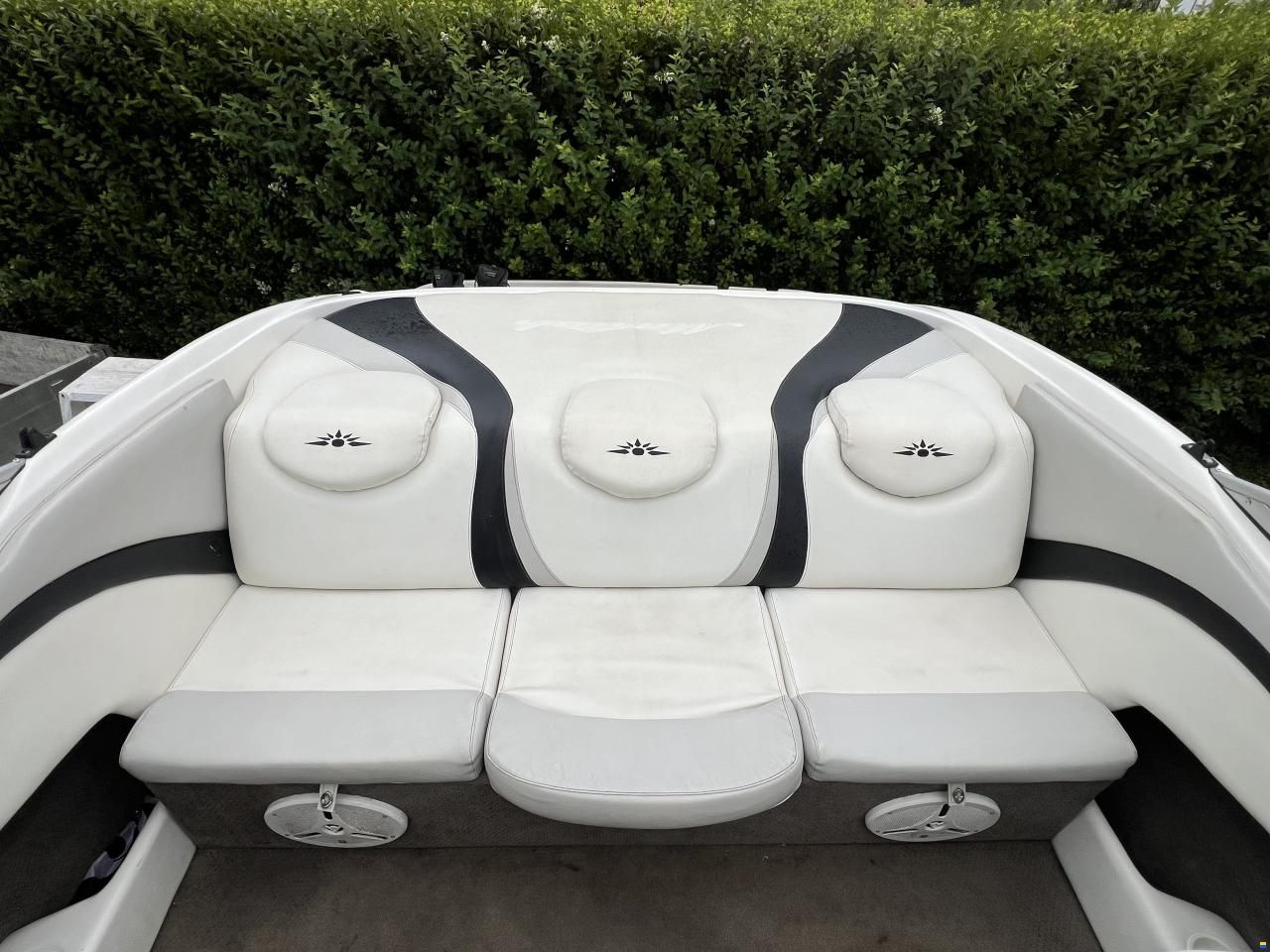 Mariah Bowrider SX 22
