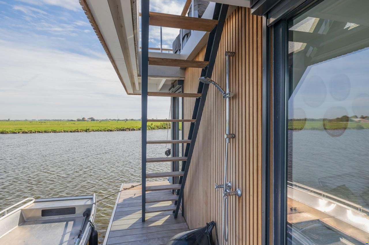 Surla (met Tender) Houseboat 15 Volledig