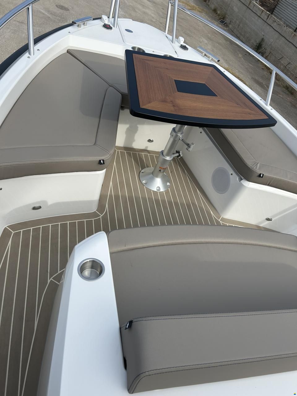 Windy SR 28 CC
