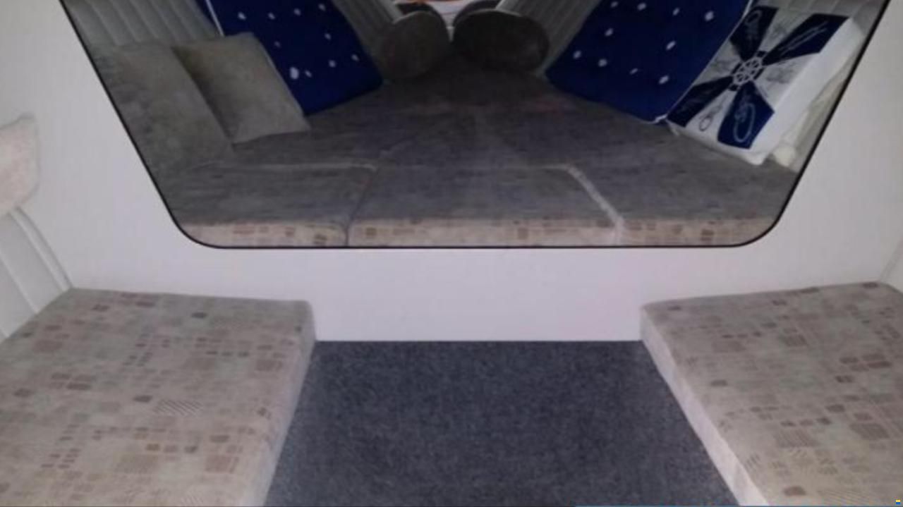 Schweizer Saphire 810