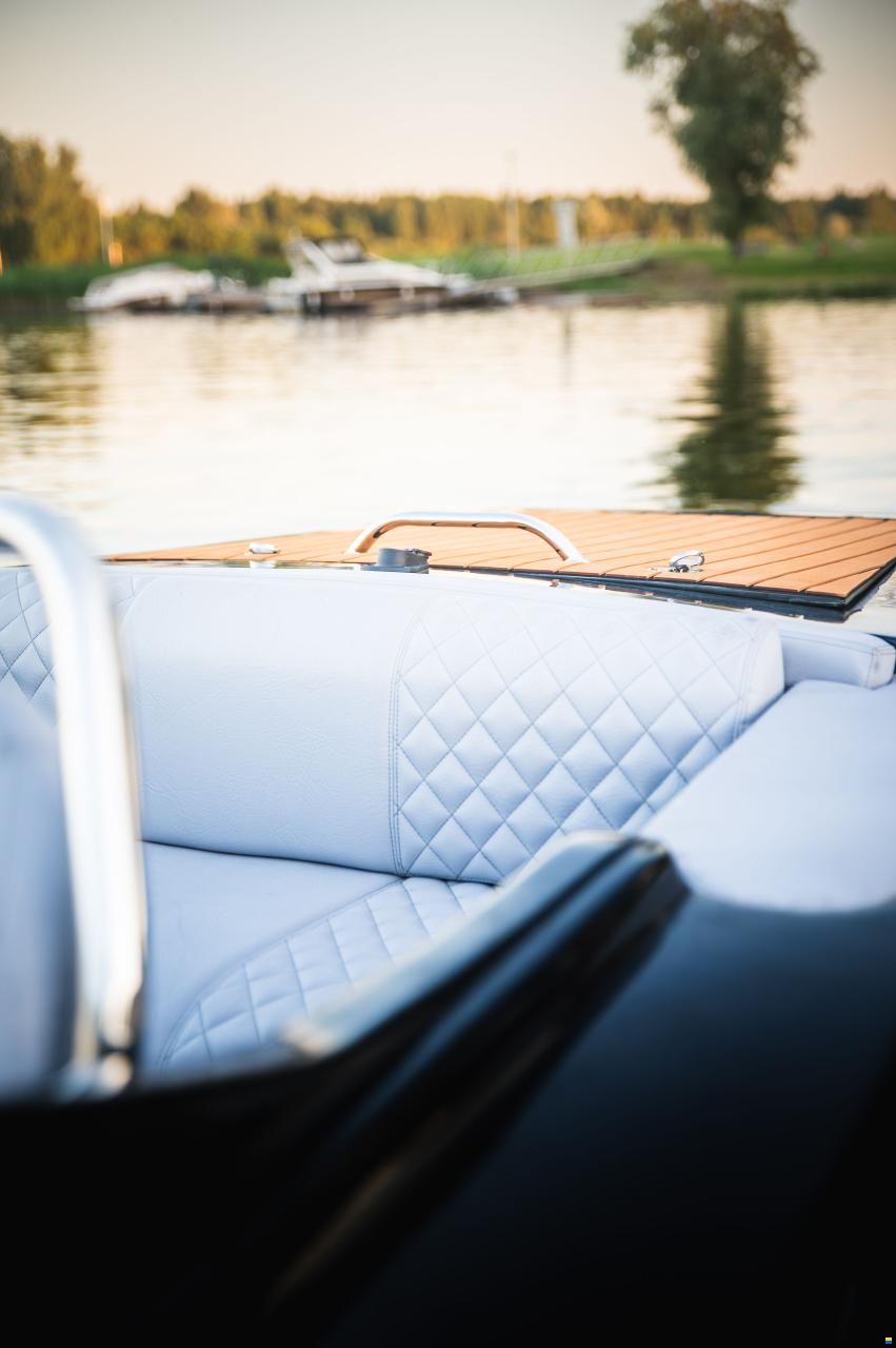 Rialine Electric Boat