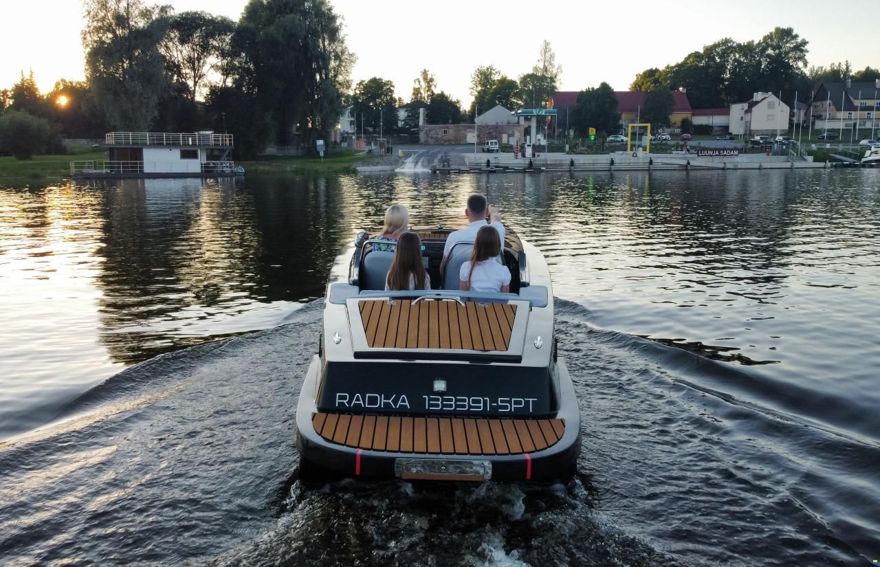 Rialine Electric Boat