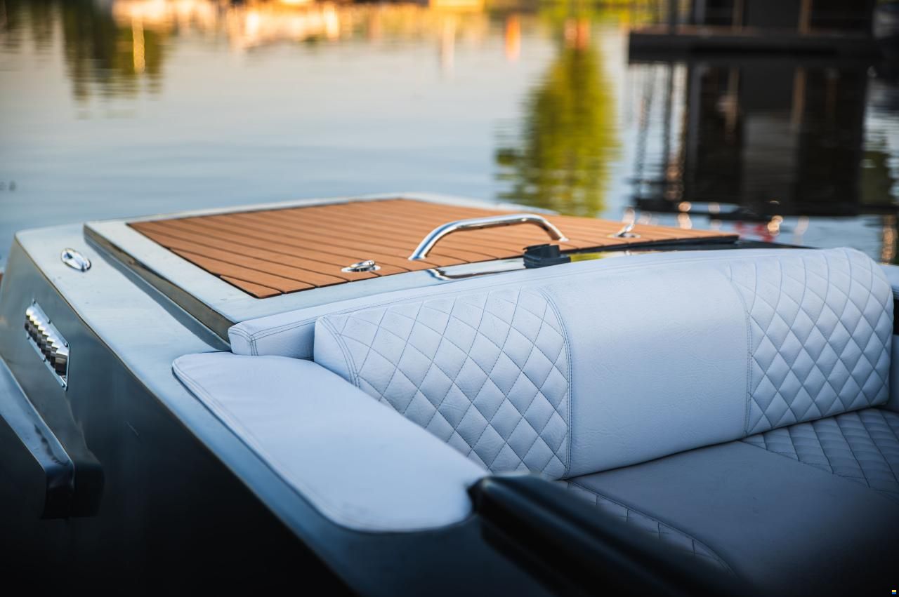 Rialine Electric Boat