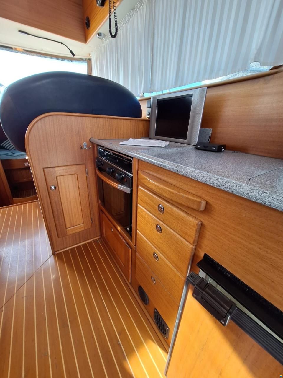 Nord West 390 Flybridge