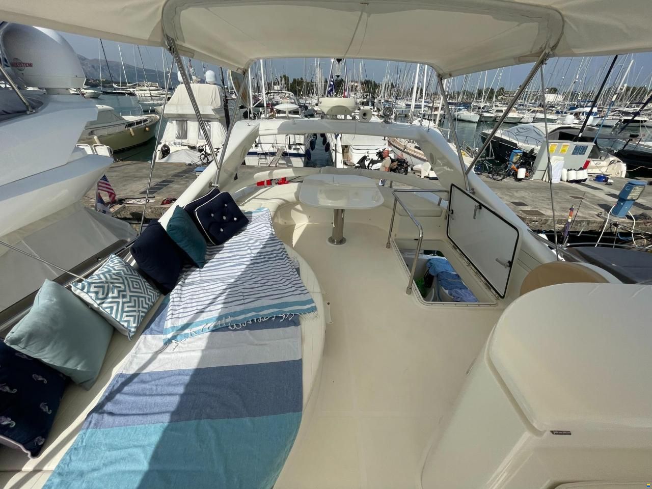 Ferretti 465,000