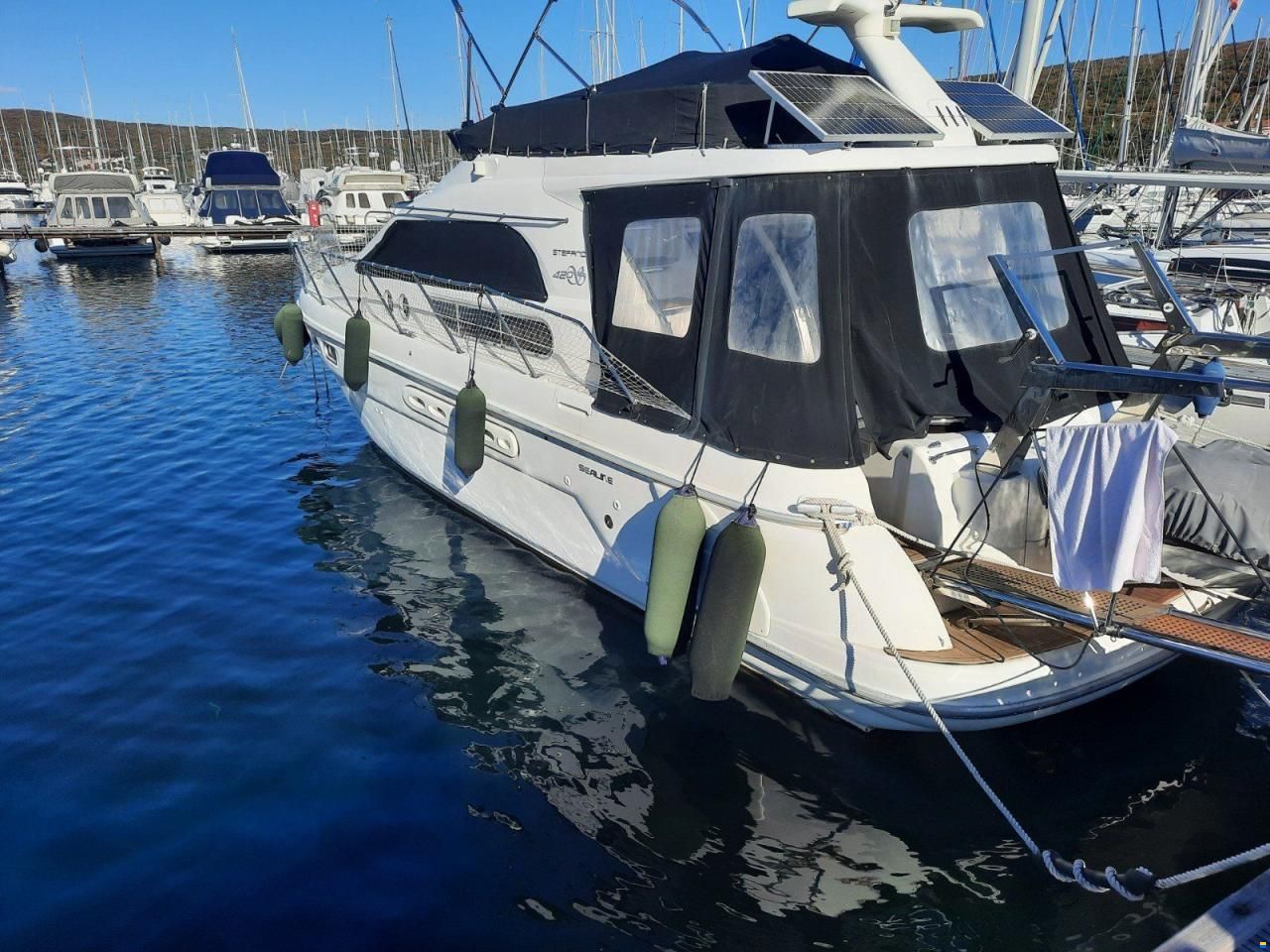 Sealine F 420