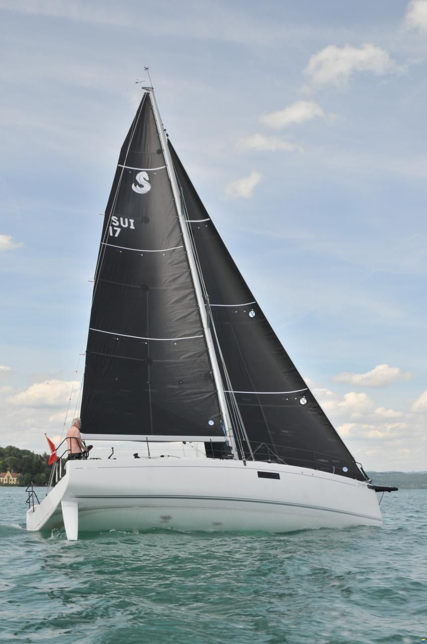 Beneteau First 36