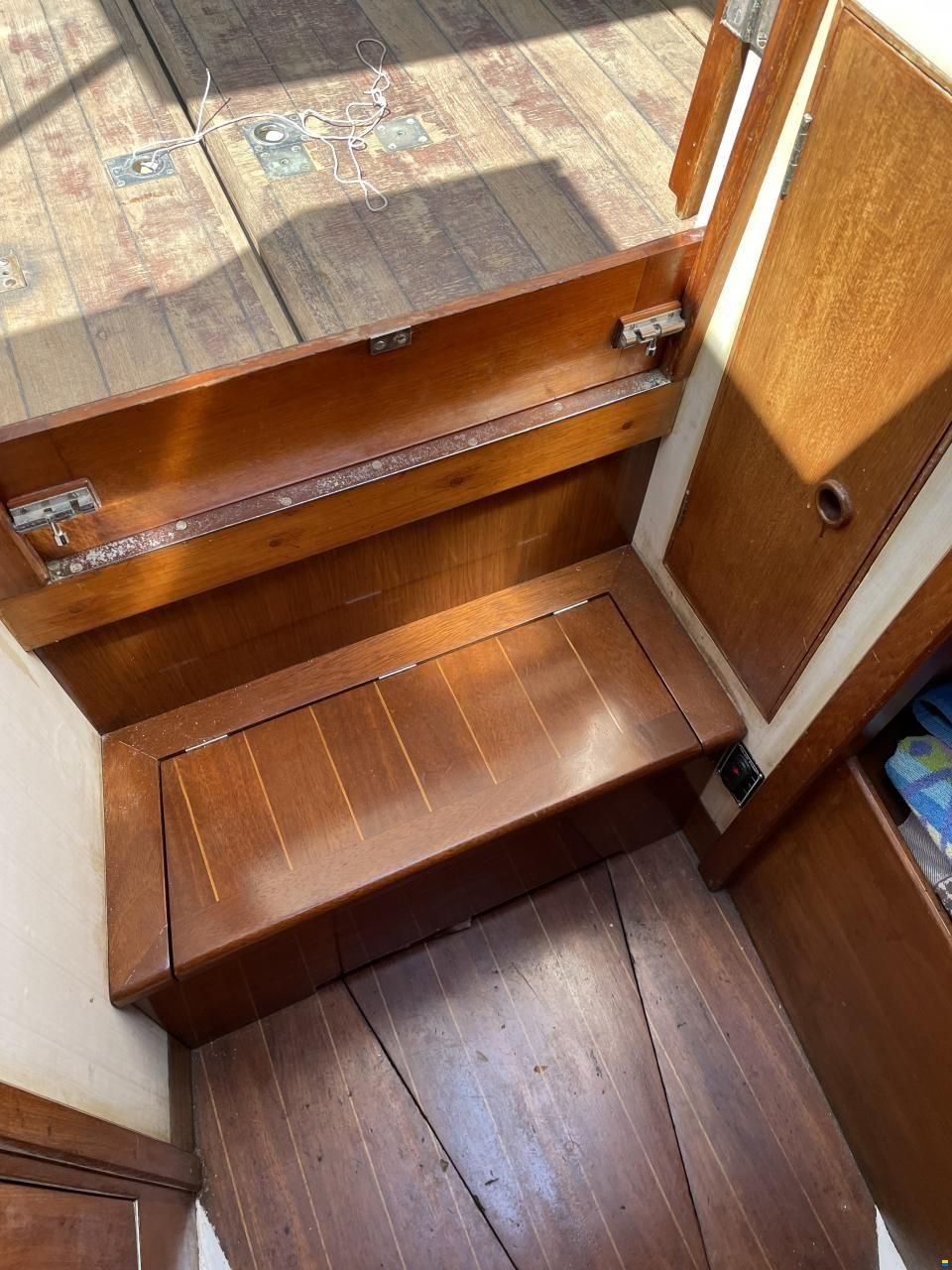Camper & Nicholsons 38