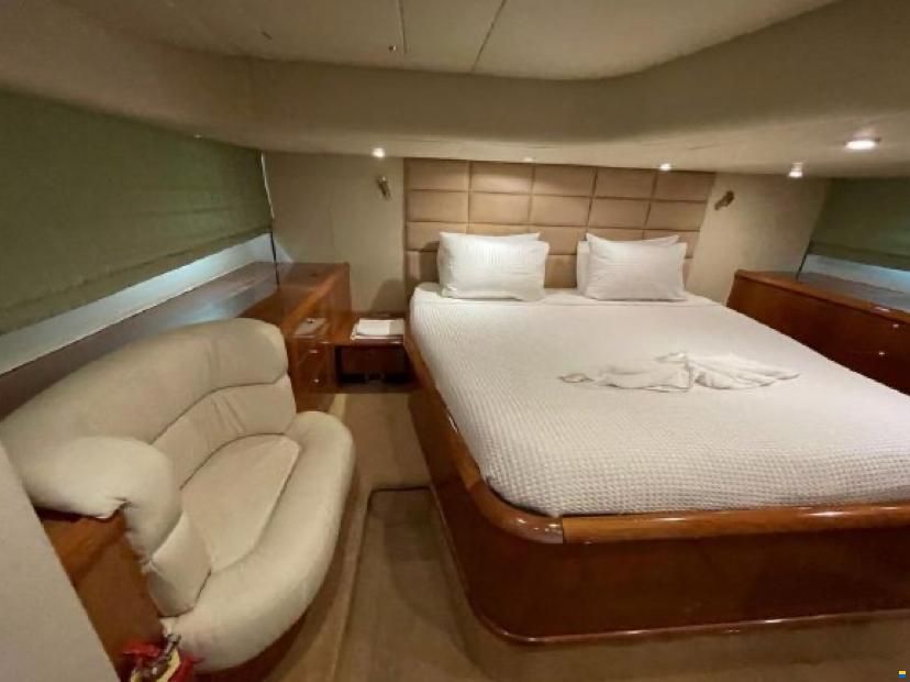 Sunseeker Predator 56