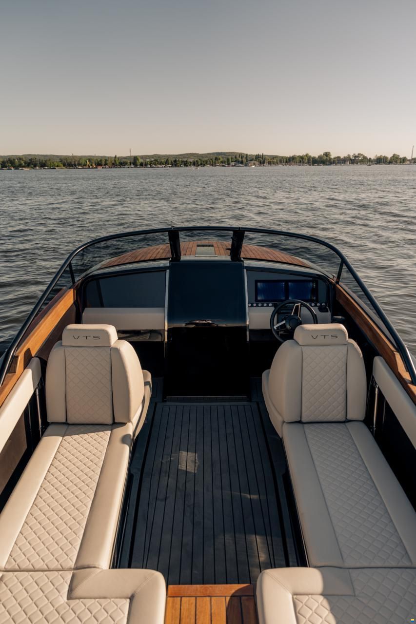 VTS Boats Flying Shark 7.7