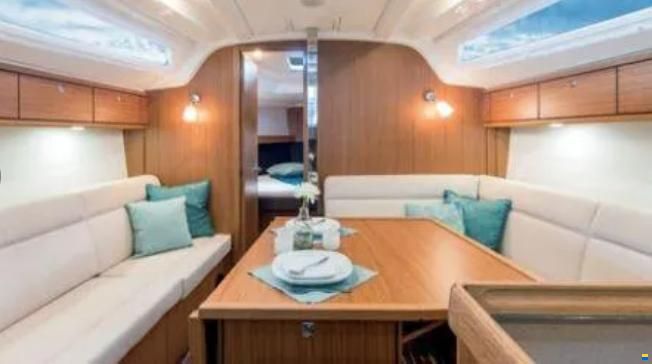 Bavaria 37 Cruiser A/C