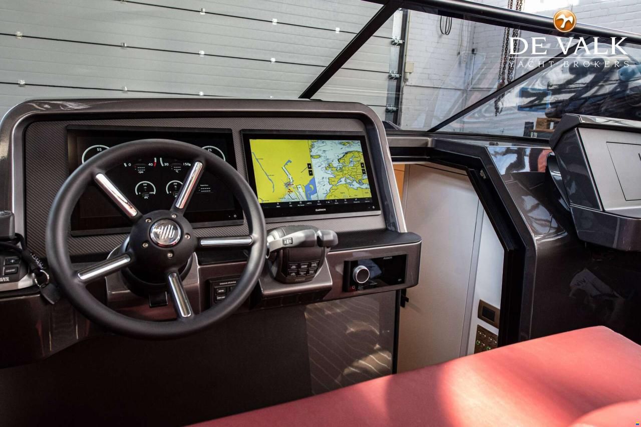 Reborn 38 Cabin